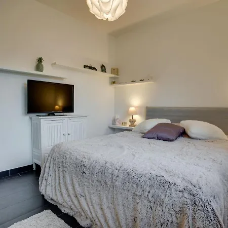 Baschoc By Interhome *